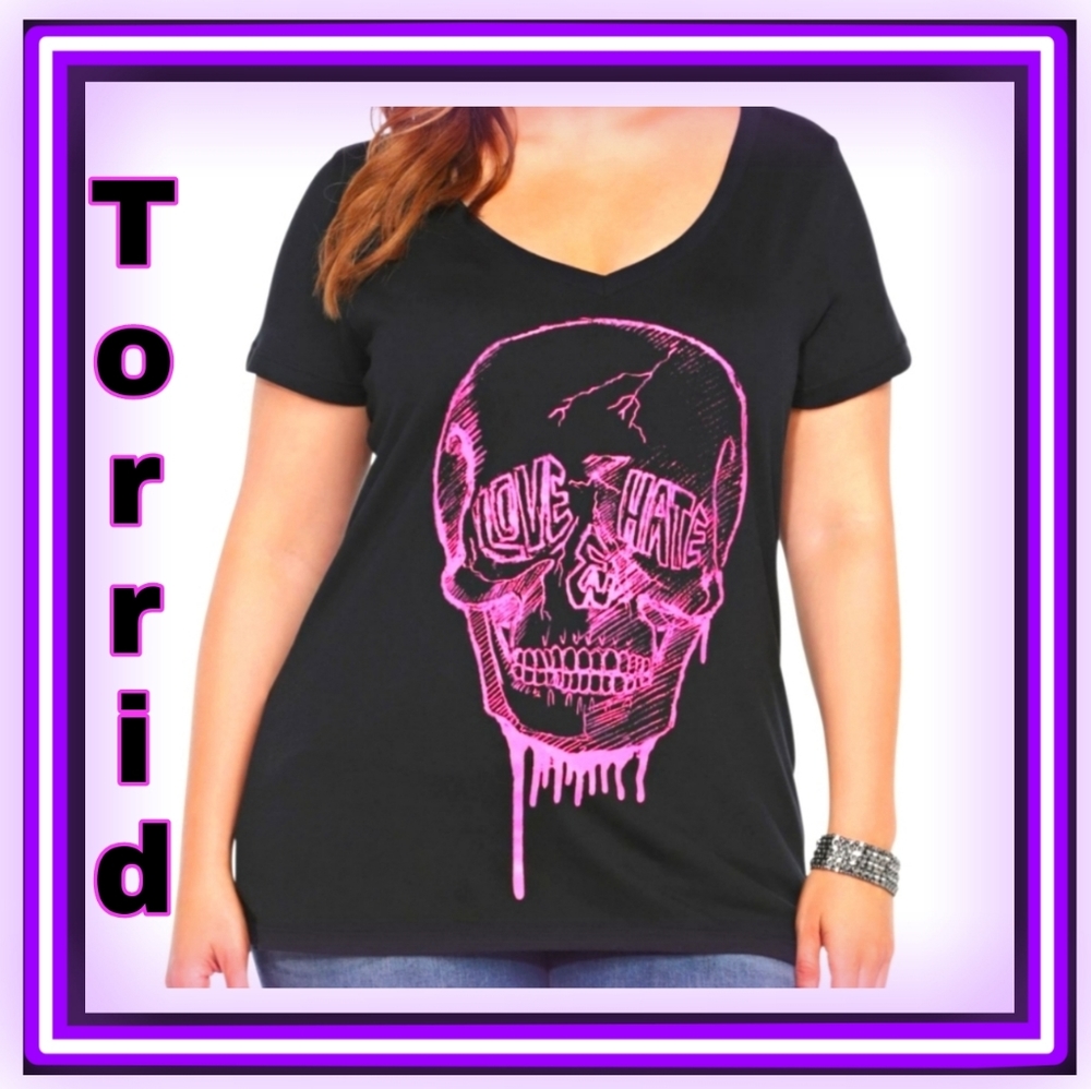 Torrid Love Hate V Neck T Shirt size 2XL